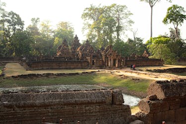 Tour di mezza giornata di Banteay Srei, Banteay Samré e Landmine Museum